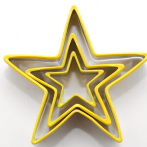 COOKIE CUTTERS COLOURED STARS (3)